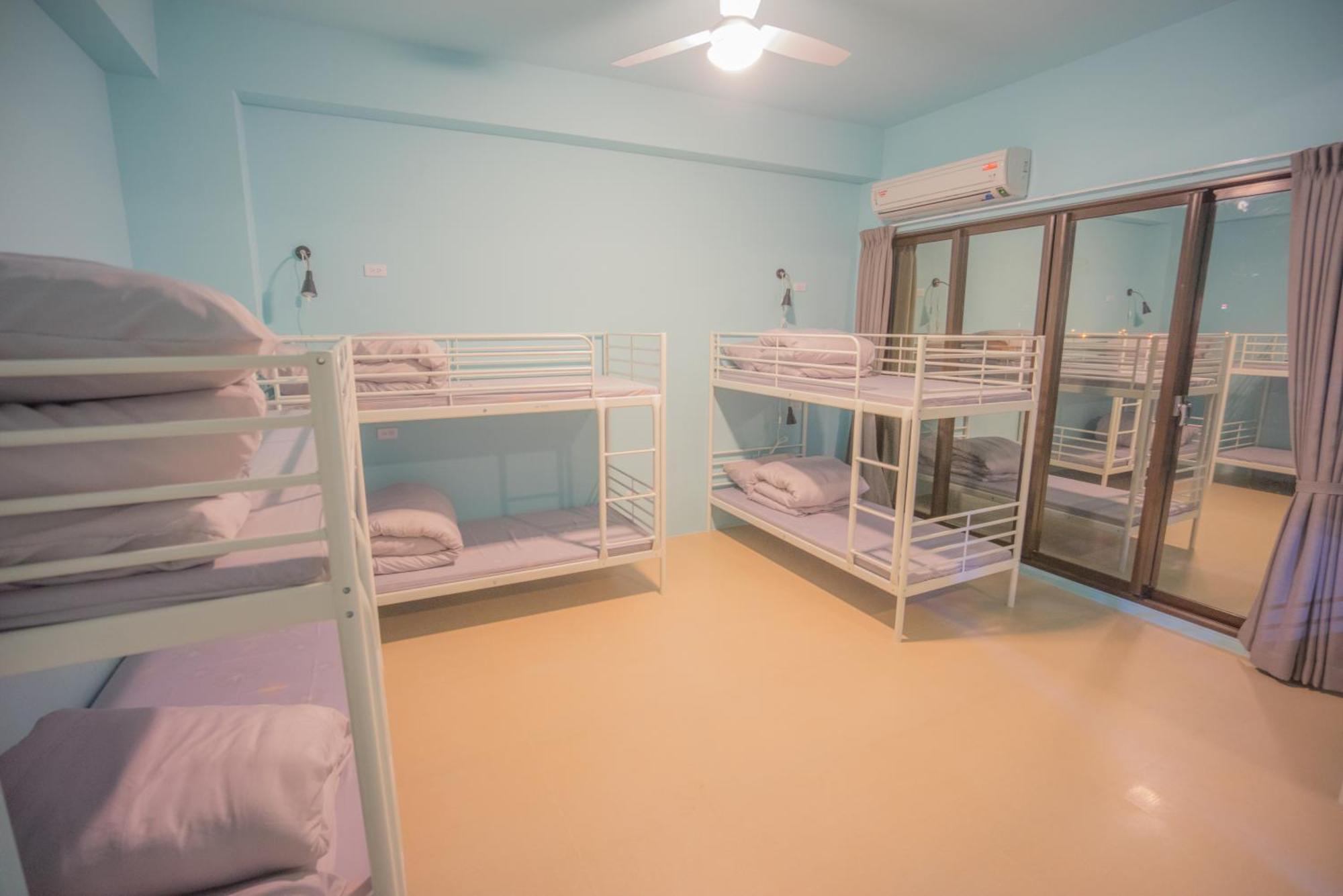 Travelers Hostel Magong Buitenkant foto